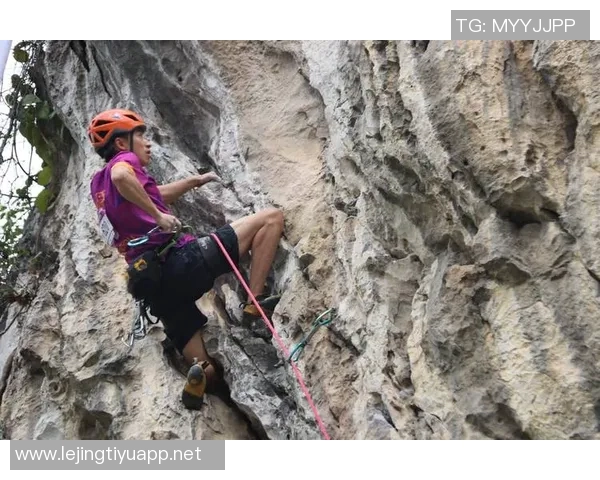 实时新闻深圳攀岩队的蜕变之旅从业余爱好到专业竞技的真实记录
